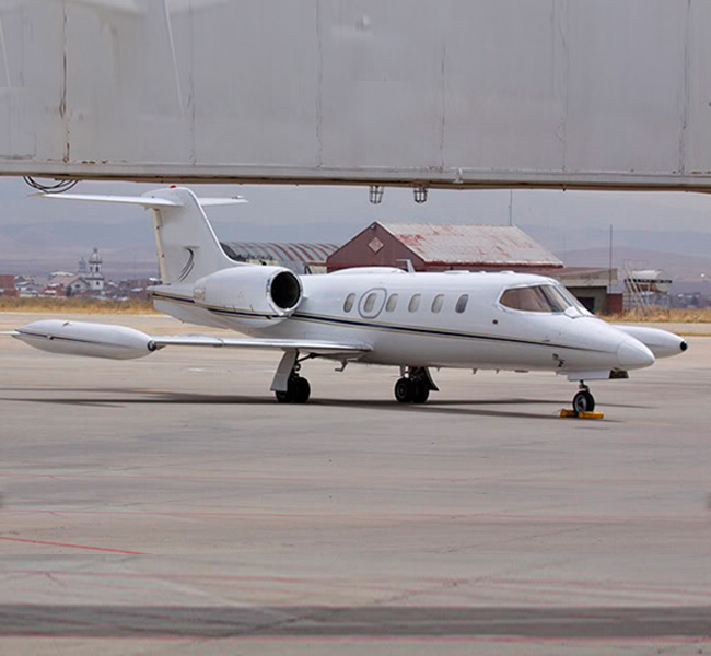 Learjet 35