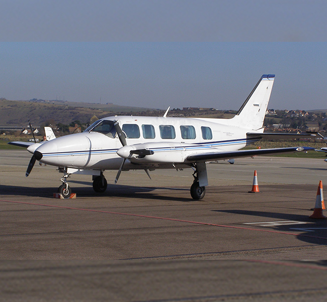 Piper Navajo